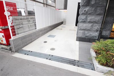 【駐車場】 | プレサンス難波ラフィーネ