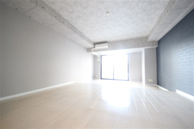 【居間・リビング】 | クリスタルブライト天満橋リバーサイド