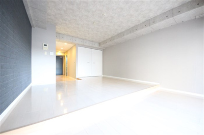 【居間・リビング】 | クリスタルブライト天満橋リバーサイド