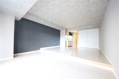 【居間・リビング】 | クリスタルブライト天満橋リバーサイド