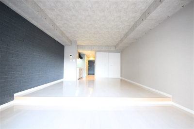 【居間・リビング】 | クリスタルブライト天満橋リバーサイド