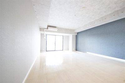 【居間・リビング】 | クリスタルブライト天満橋リバーサイド