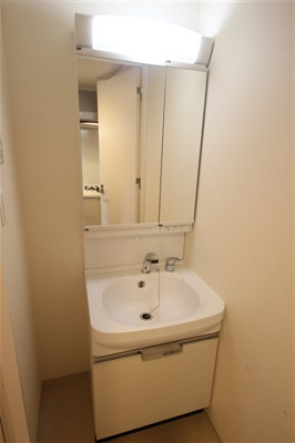 【独立洗面台】 | メインステージ大阪福島