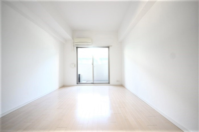 【洋室】 | アドバンス西梅田Ⅲエミネンス