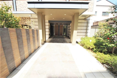 【エントランス】 | アスヴェル梅田WEST