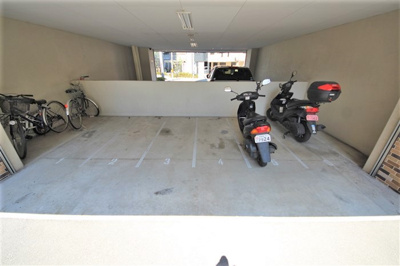 【駐車場】 | アスヴェル梅田WEST