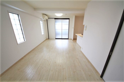 【居間・リビング】 | レオンコンフォート天王寺南