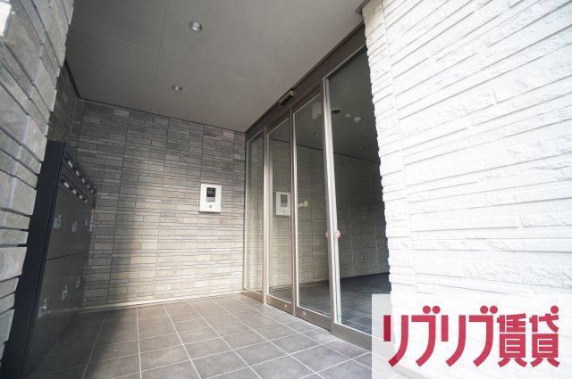  maison de Ⅰ（メゾンドアイ）のエントランス