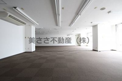 【ロビー】 | パレ・セーヴル