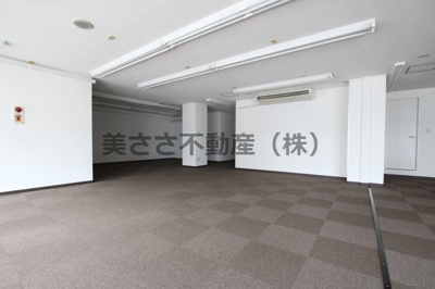 【ロビー】 | パレ・セーヴル