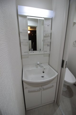 【独立洗面台】 | ヴェルドミール小阪