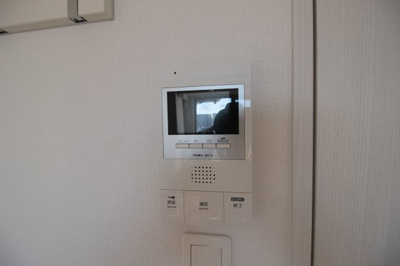 【設備】 | ヴェルドミール小阪 | ★TVモニター付きインターホン★