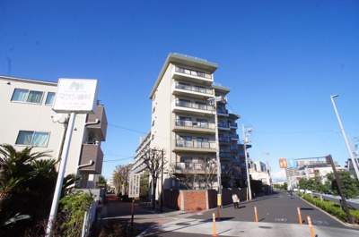 【外観】 | 葛飾ビューハイツ | 外観南西側より撮影（2020年11月）