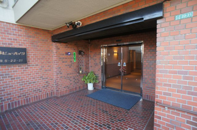【エントランス】 | 葛飾ビューハイツ | 南東側エントランス入り口（2020年11月）