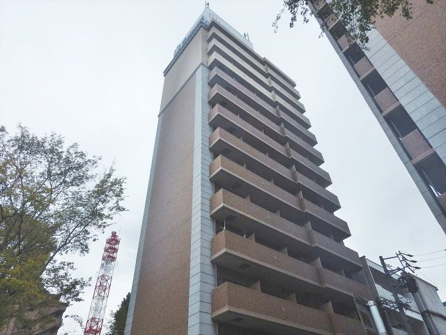 プレサンスSAKAE白川公園Ⅱの外観