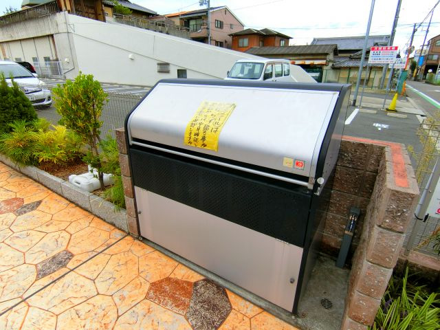 プルミエの周辺