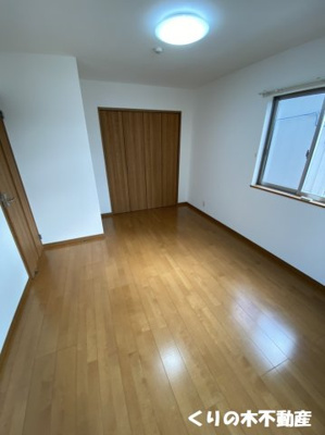 【洋室】 | プランドール城東 B棟 | 個人の部屋や寝室として使える洋室です