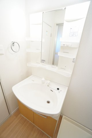 【独立洗面台】 | ピュアパレス | ※同物件、同タイプの写真です。