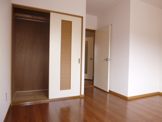 パールフィールドの洋室