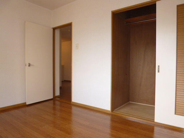 パールフィールドの収納|洋室