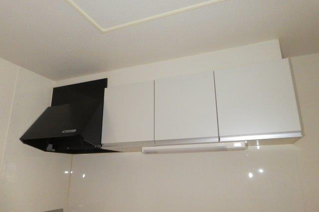 ＭＯＣＯのキッチン|キッチン上収納