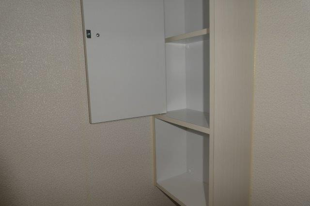 ＭＯＣＯのトイレ|トイレ棚