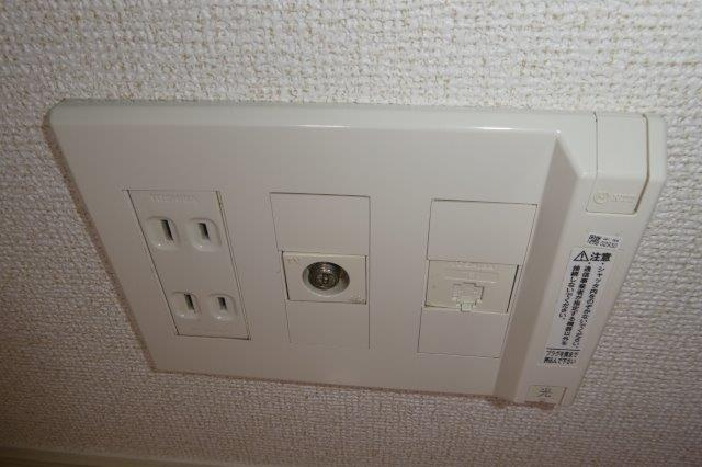 ＭＯＣＯの設備|ＴＶジャック・電話モジュラー