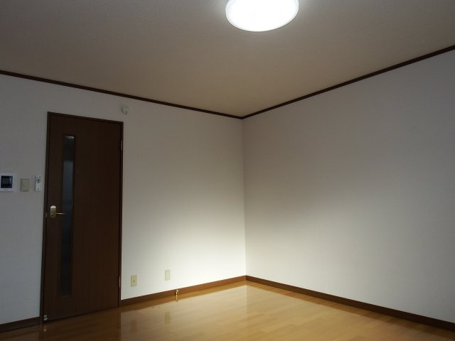 ライクタウン飯田Ａの洋室