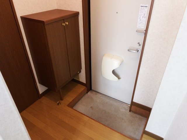 ライクタウン飯田Ａの玄関