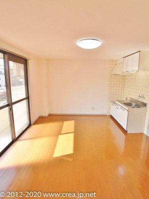 【居間・リビング】 | コーポ田中 | ゆったりとしたリビングです