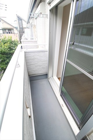 【バルコニー】