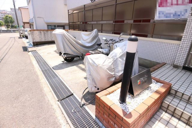 フェリックス福田のエントランス