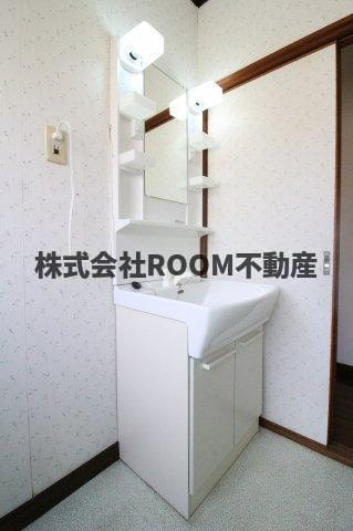 岩崎貸家の独立洗面台|独立洗面台です