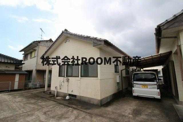 岩崎貸家の外観|建物外観を気になさる方へ、見た目の良い物件です