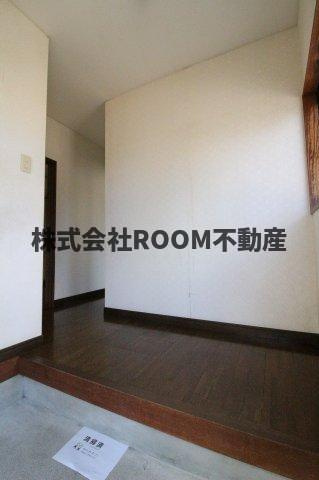 岩崎貸家のロビー|ゆとりのあるロビーです