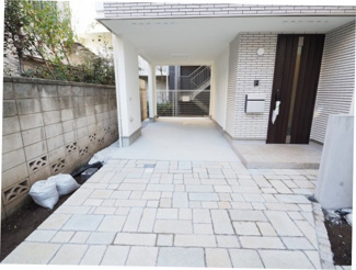 【外観】 | B棟車庫スペース