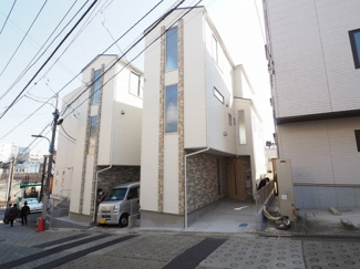 【外観】 | 白を基調としたシンプルなデザイン♪