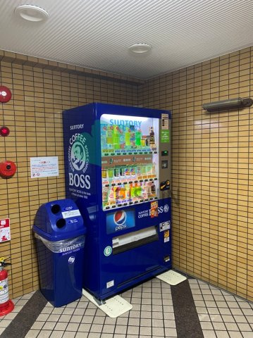 ダイアパレス県庁前の外観