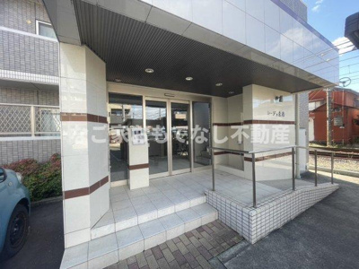 【エントランス】 | レージュ東海