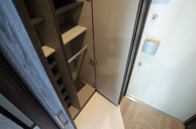 【玄関】 | ブエナビスタ神戸イースト