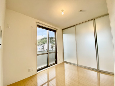 【洋室】 | シャーメゾンソレイユ