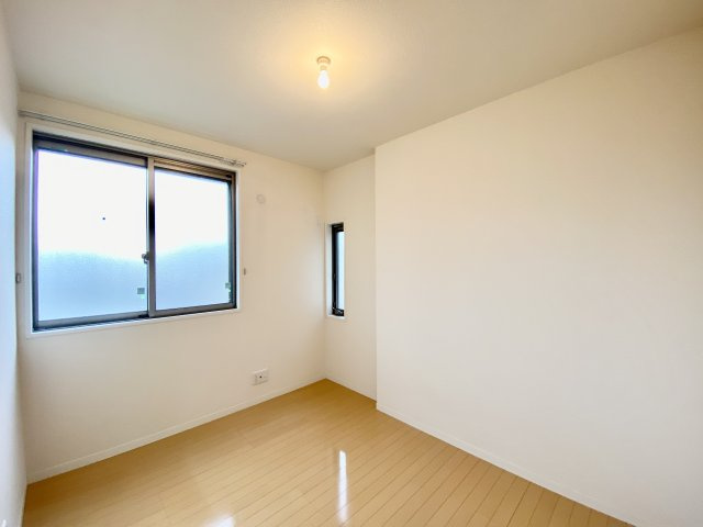 【洋室】 | シャーメゾンソレイユ