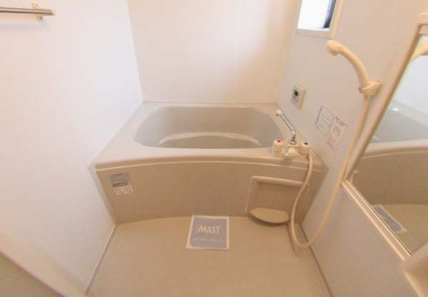 ヴィリジアンガーデンAの浴室|お風呂です