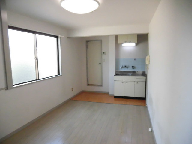 大阪市中央区谷町７丁目の賃貸マンションの内装