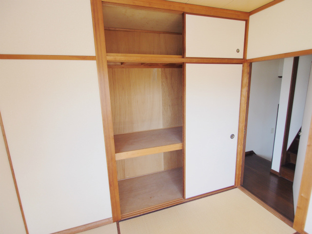 テラス井出口の収納