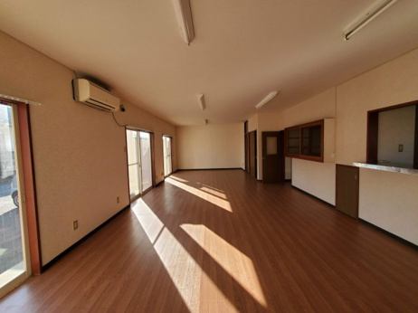 commercial 下久屋町