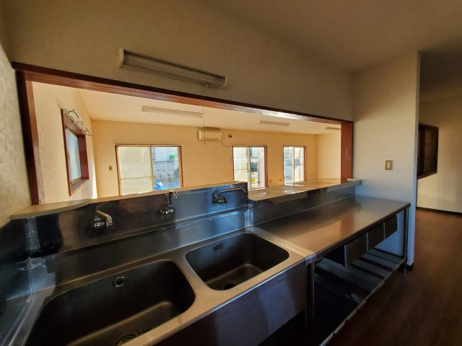 commercial 下久屋町