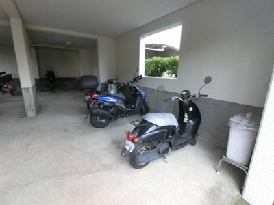 【その他共用部分】 | サンハイツ新井町2号棟 | バイク置場です。