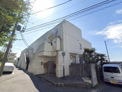 【外観】 | サンハイツ新井町2号棟 | 総戸数99戸、昭和59年1月築のマンションです。
専有面積95.23平米、3LDKのお部屋となります。