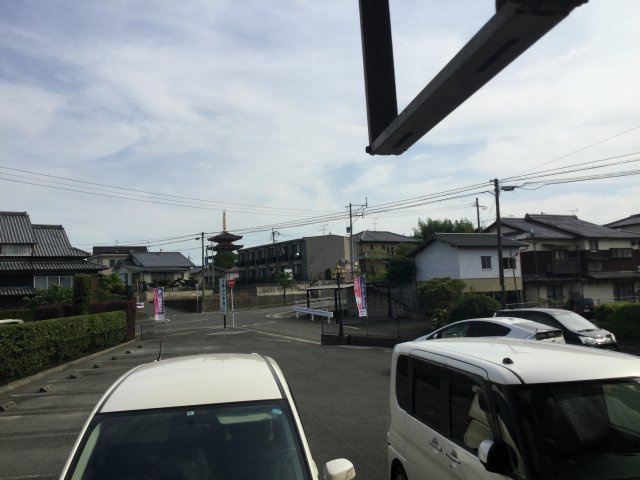 ロイヤルハイツⅡの駐車場|駐車スペースもあります